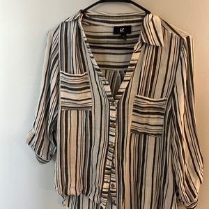 Womens long sleeve button up size-Medium